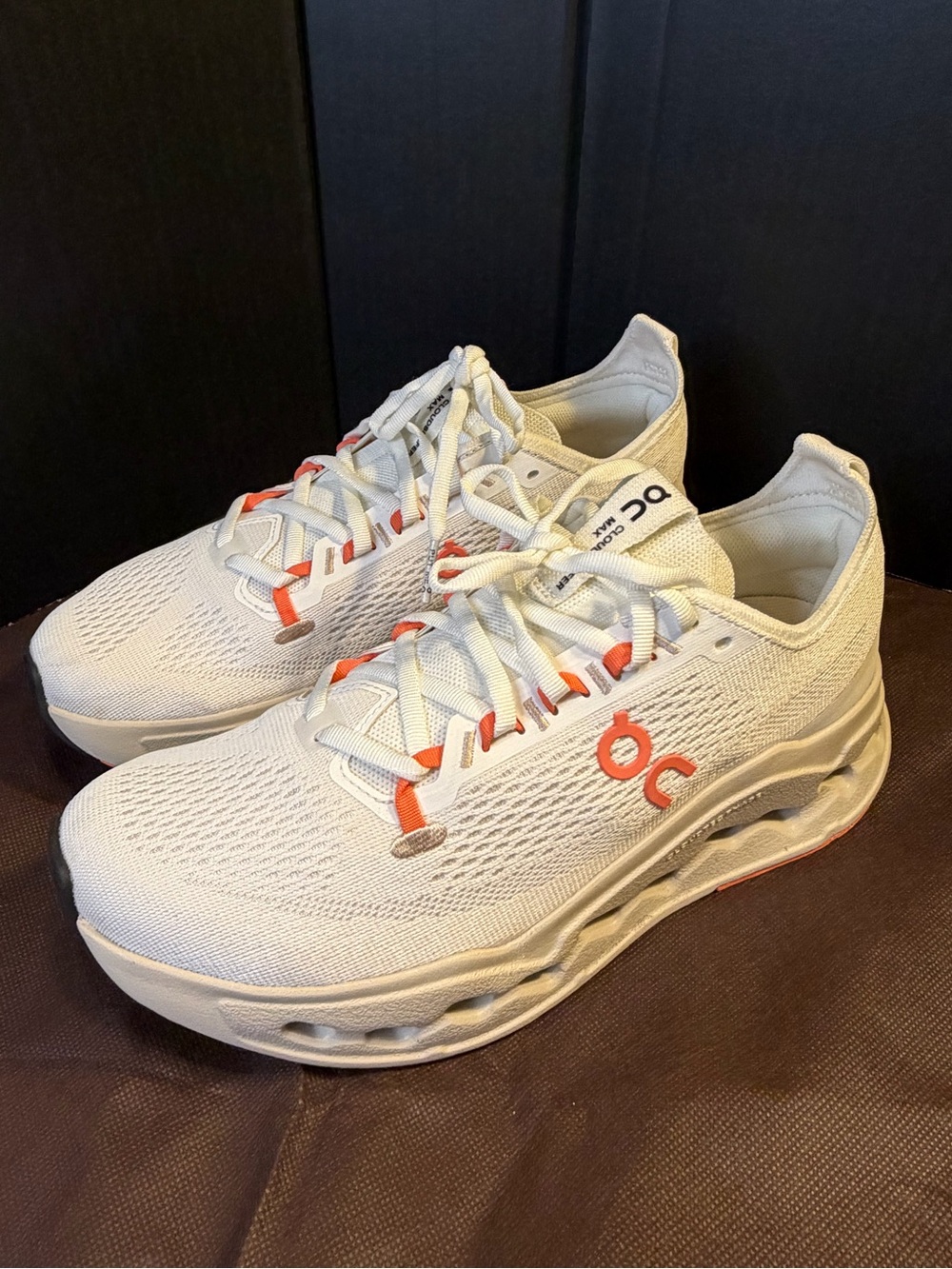 On Women's White and Orange Cloudsurfer Running Shoes sz 9 w/box